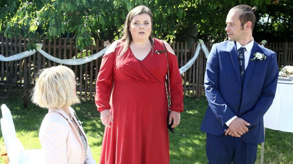 Julii čeká v seriálu Slunečná dobrodružství